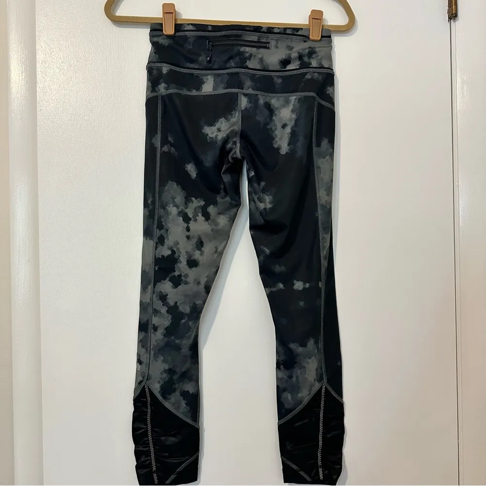 Lululemon Pace Queen Tight - Image 3