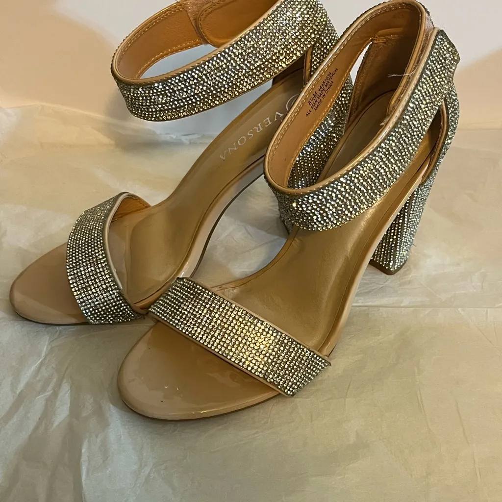 VERSONA (8.5) RHINESTONE ANKLE STRAP 4 INCH HEELS‎ PREOWNED - Image 4