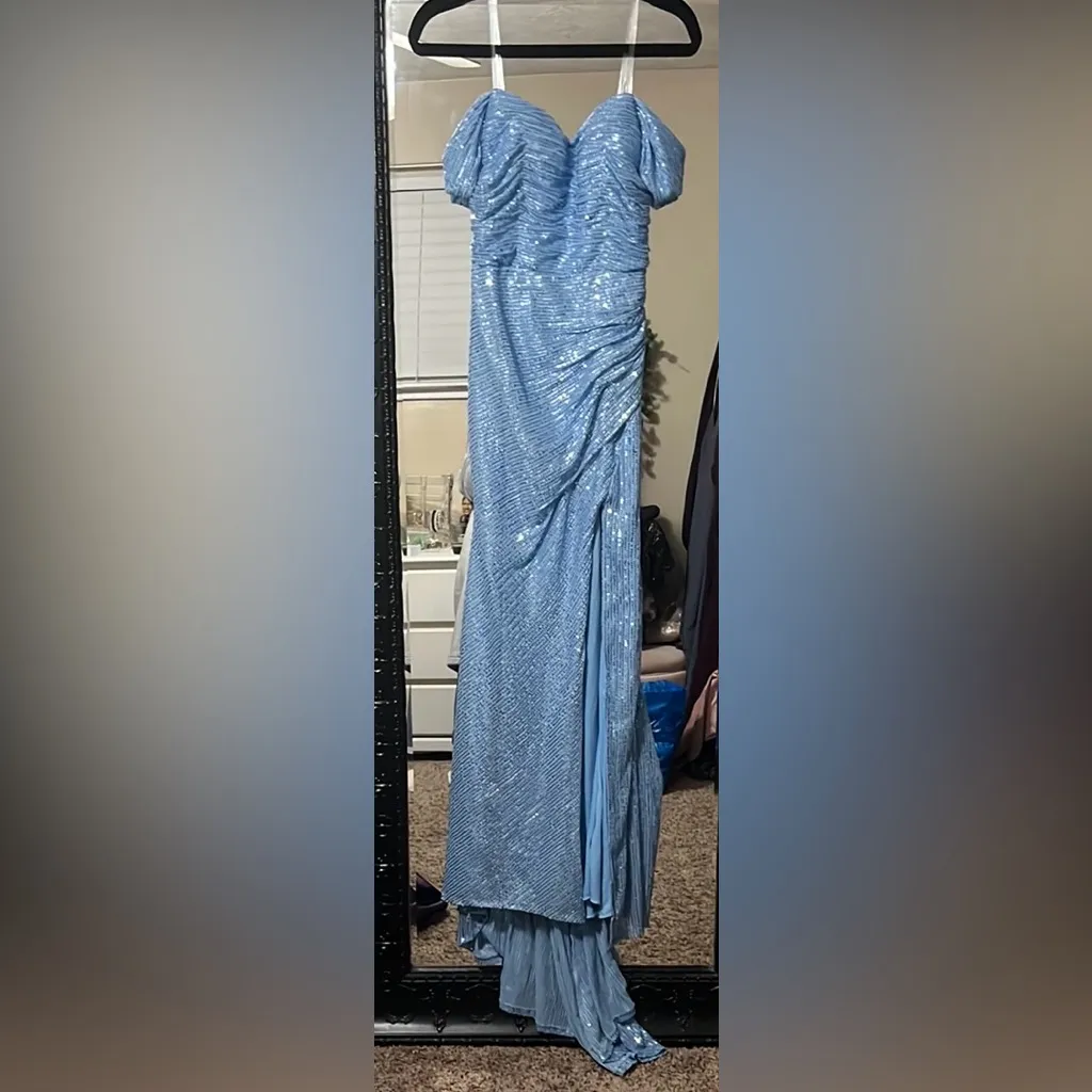 Blue Strapless Ruched Gown with Slit for Prom Size 2 - Image 2