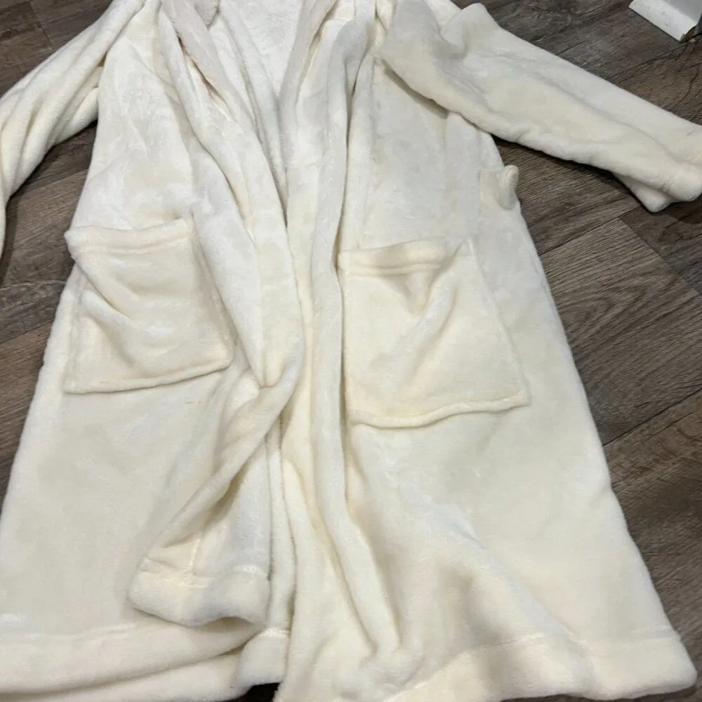 Adrienne Vittadini OS Robe - Image 5