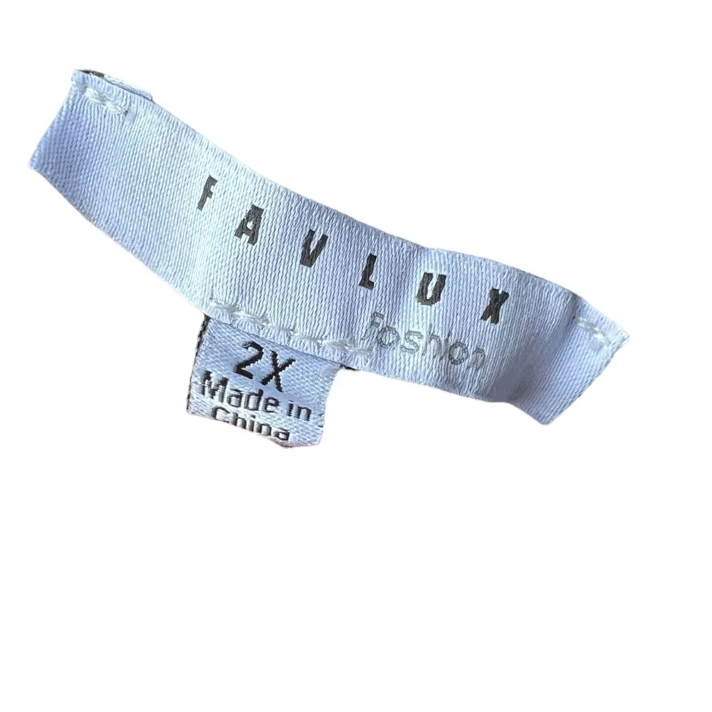 FAVLUX Black‎ White Pinstripe Tie-Waist High Rise Shorts Size 2X - Image 3