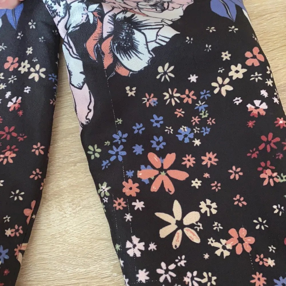 Elodie Floral Print Bomber Jacket Sz Medium - Image 6