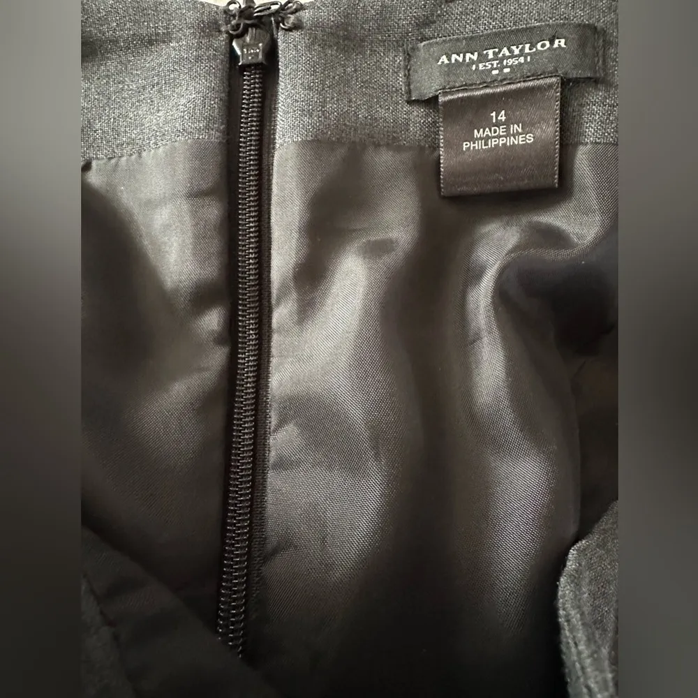 Ann Taylor wool blend  skirt Size 14 Office Casual
Business Formal Professional - Image 7