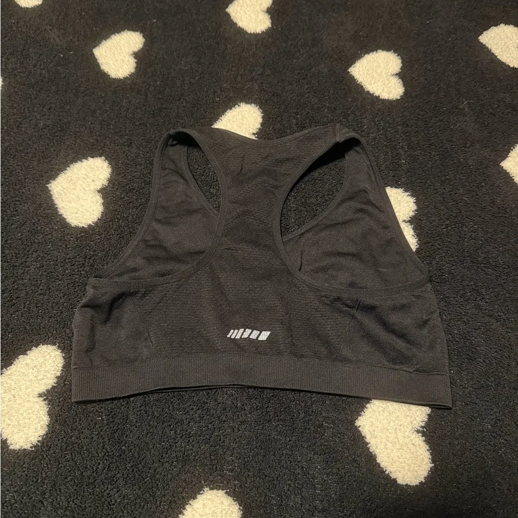 Amazon Essentials Black Sports Bra Size M - Image 2