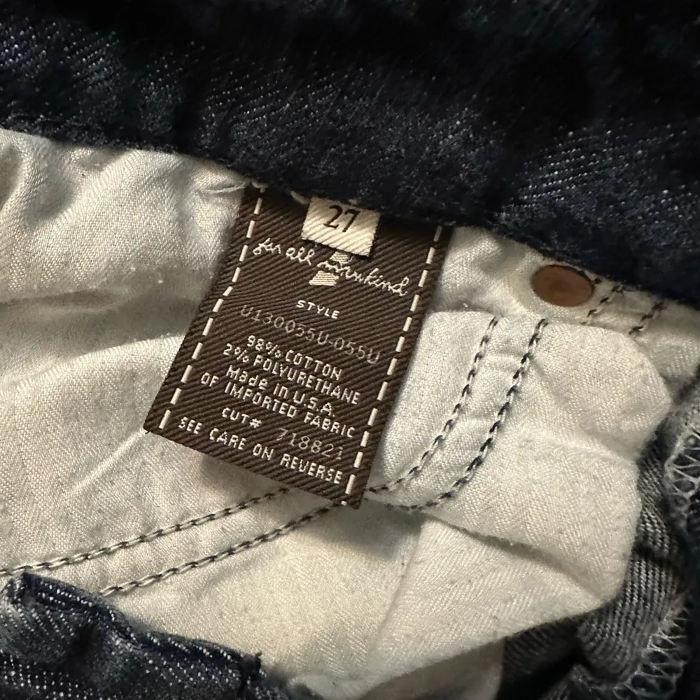 7 For All Mankind A Pocket Flare Distressed Jeans size 27 - Image 4