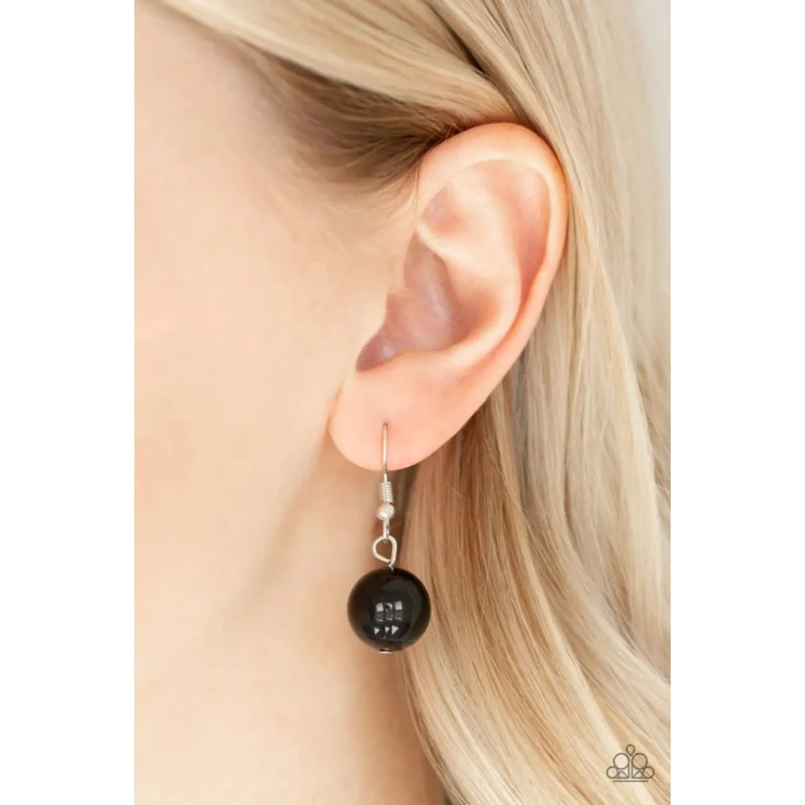 Top Pop Black Necklace (512) - Image 3