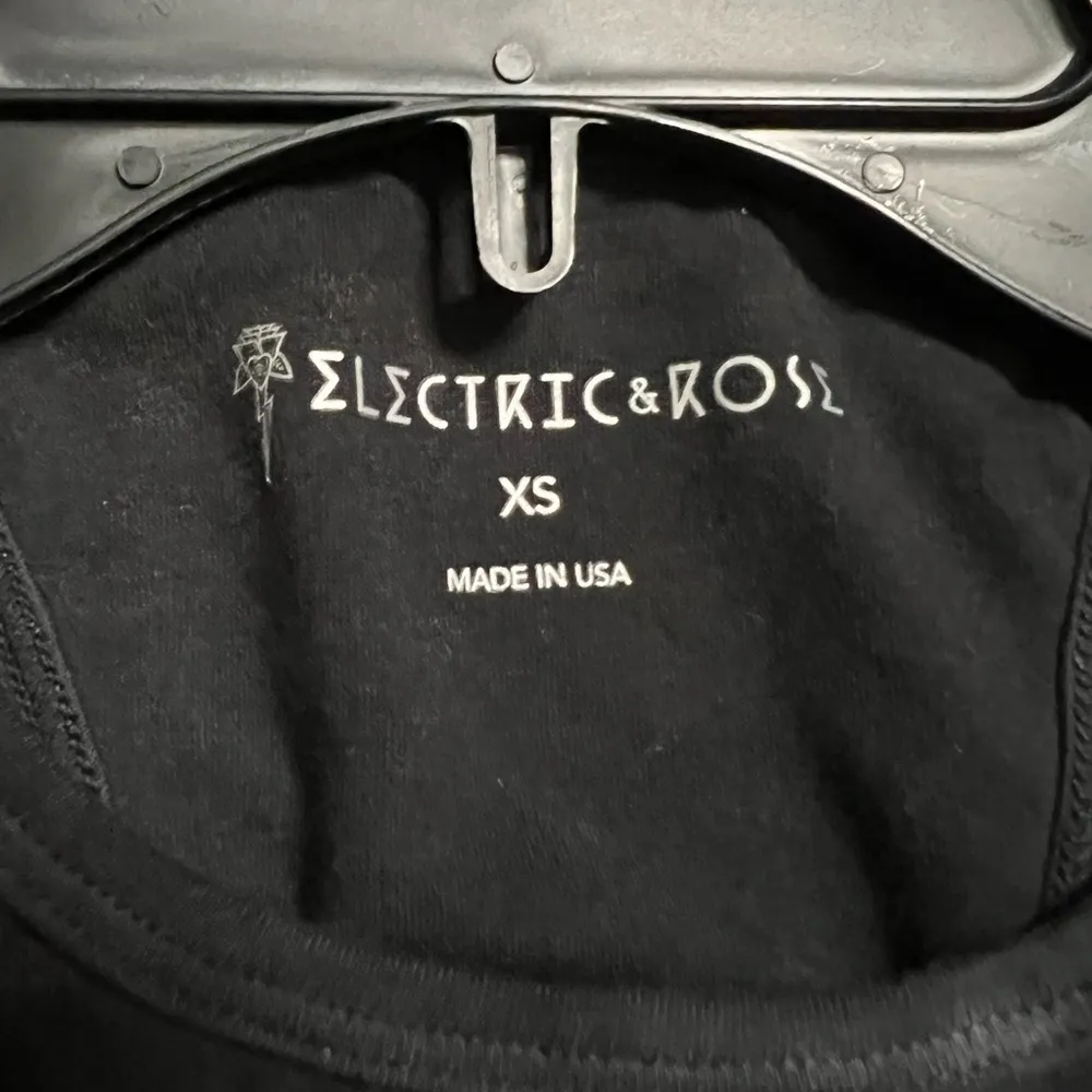 495. Electric & Rose tie dye sports bra XS, black with multi color - Image 6