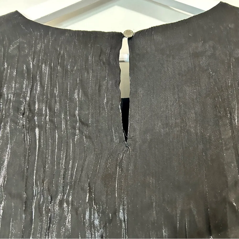 Calvin Klein Women’s Crew Neck Shine Crinkle Keyhole Back Blouse Black Large NWT - Image 7