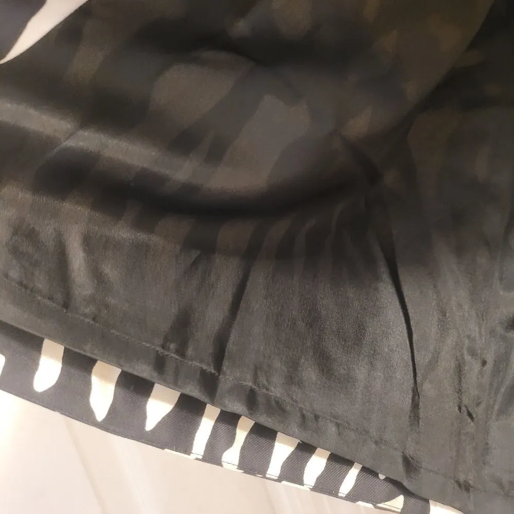 Ann taylor black & white silk & wool career skirt size 2P - Image 8