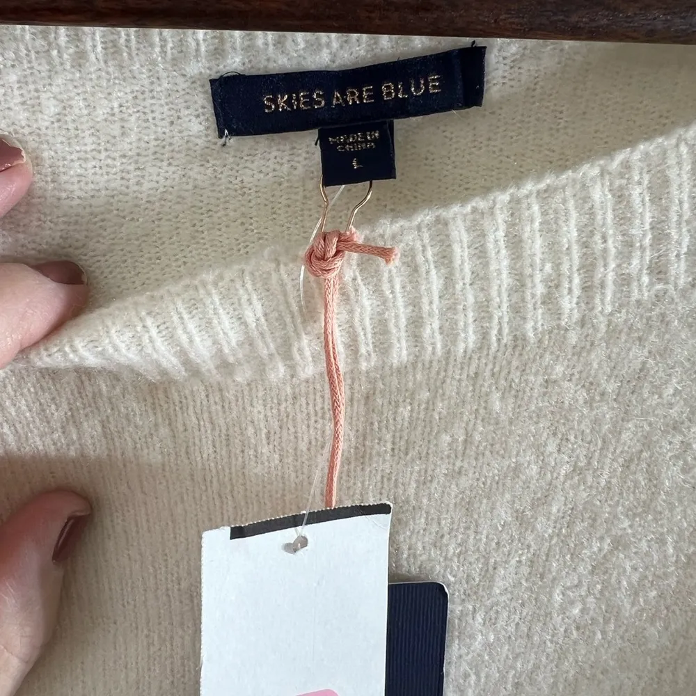 Skies Are Blue NWT  Knit Sweater Sz L Large Cream Kimono Layered Bell Sleeves. - Image 4