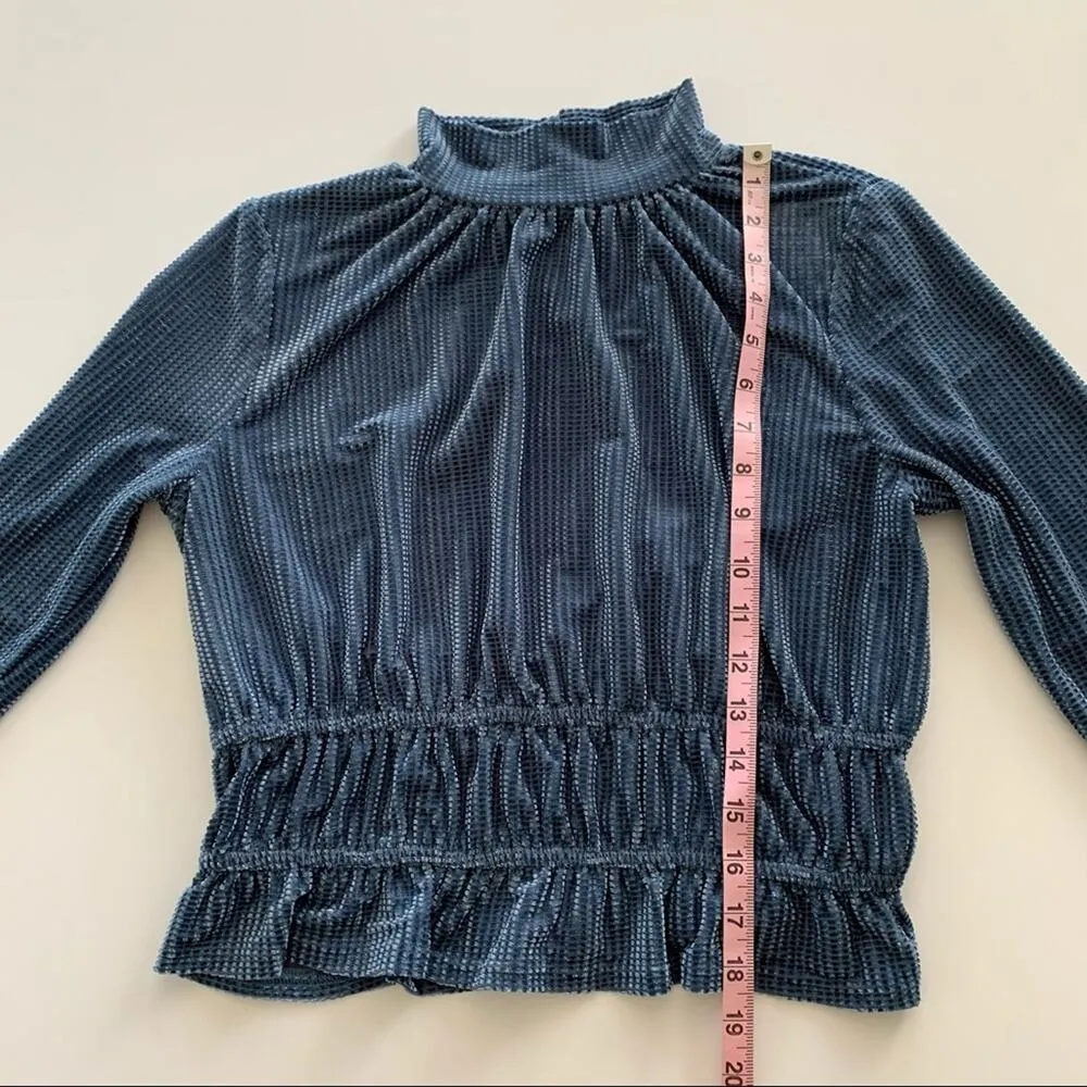 Lost + Wander Women's Blue High Neck Long Sleeve Velvet Top Medium - Image 5