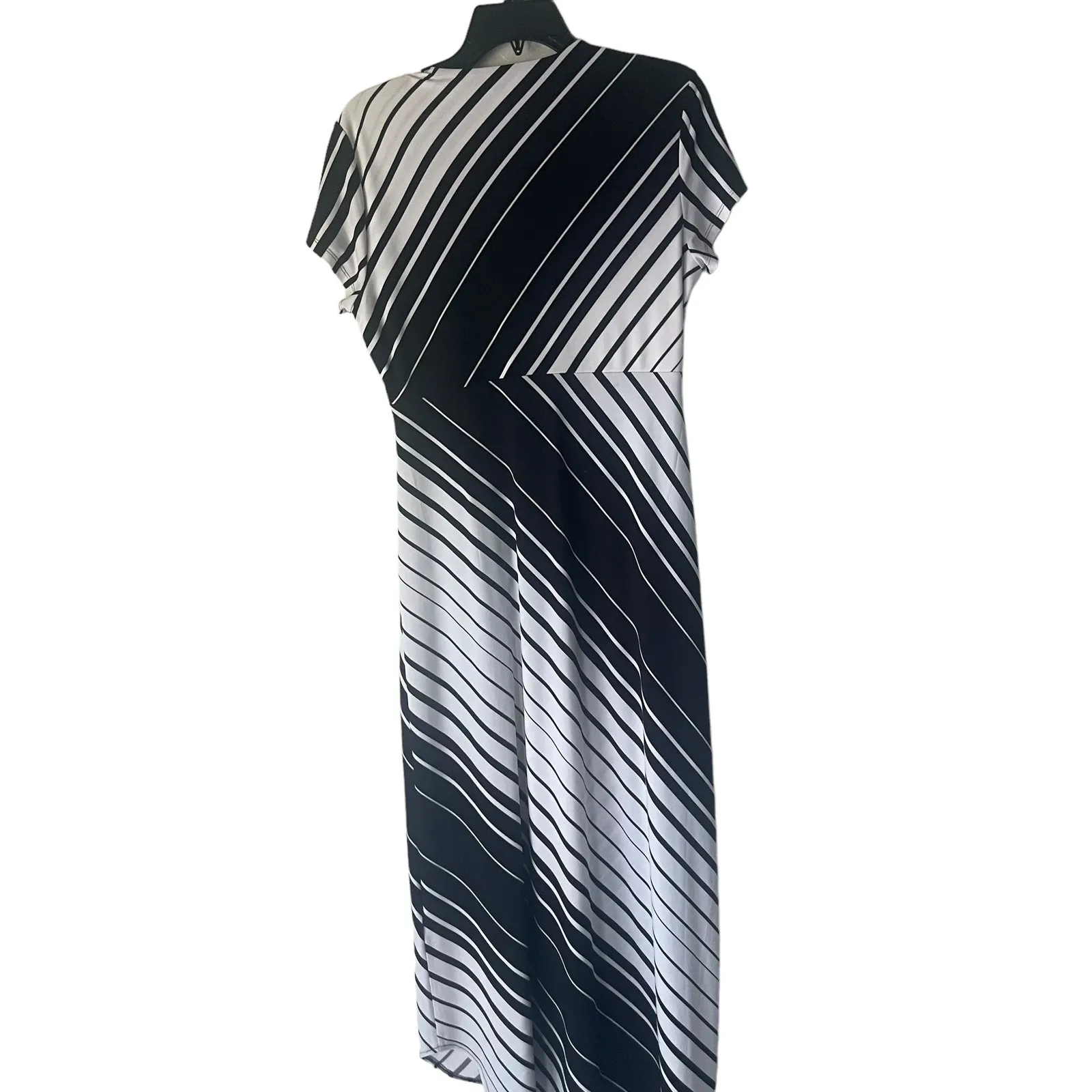 Chico's Women's Size 1 Small Black White Geometric Striped Maxi Dress‎ - Image 4