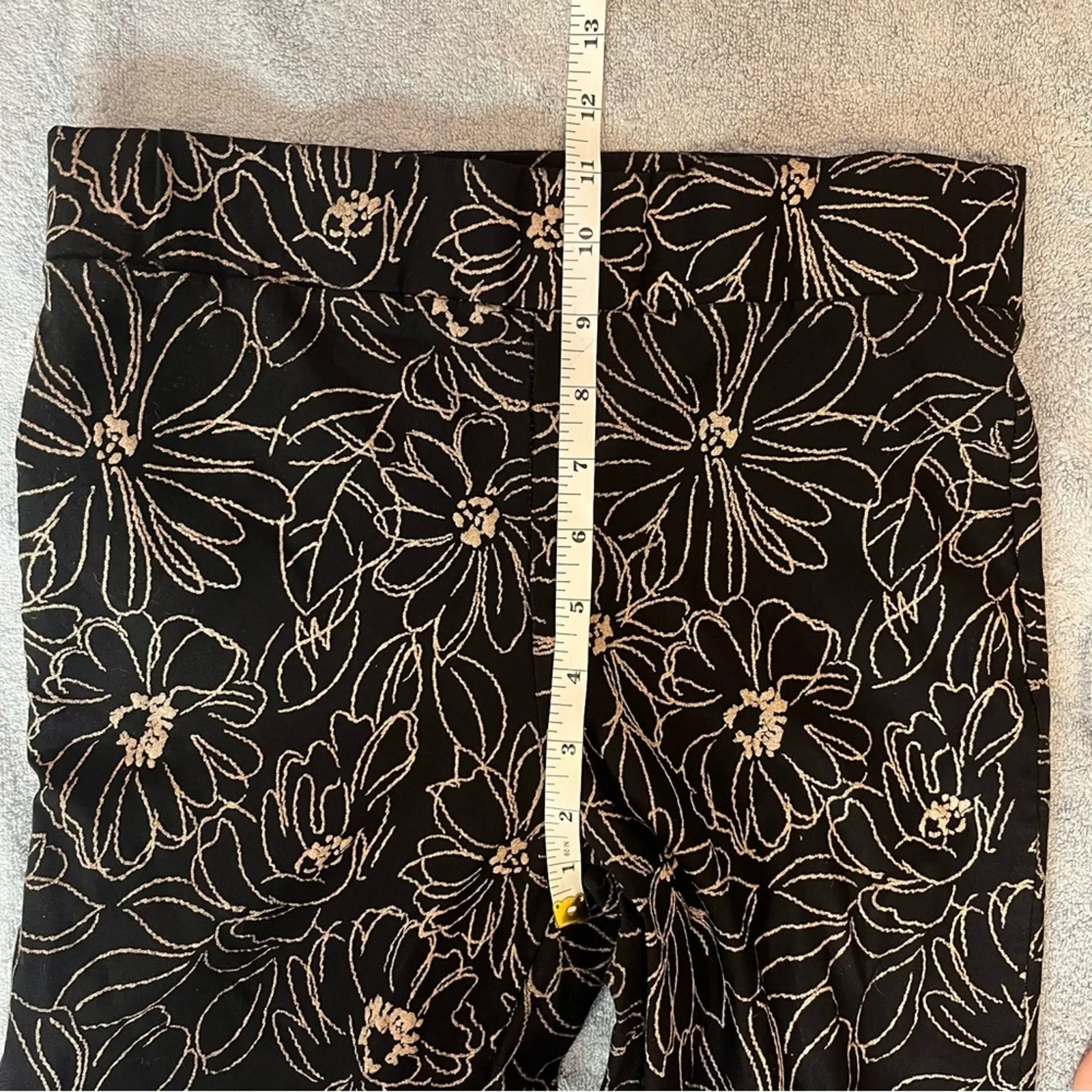 Agenda Petite Black Tan Floral Slim Fit Work Pants Ankle Slit Pants Size Small - Image 4