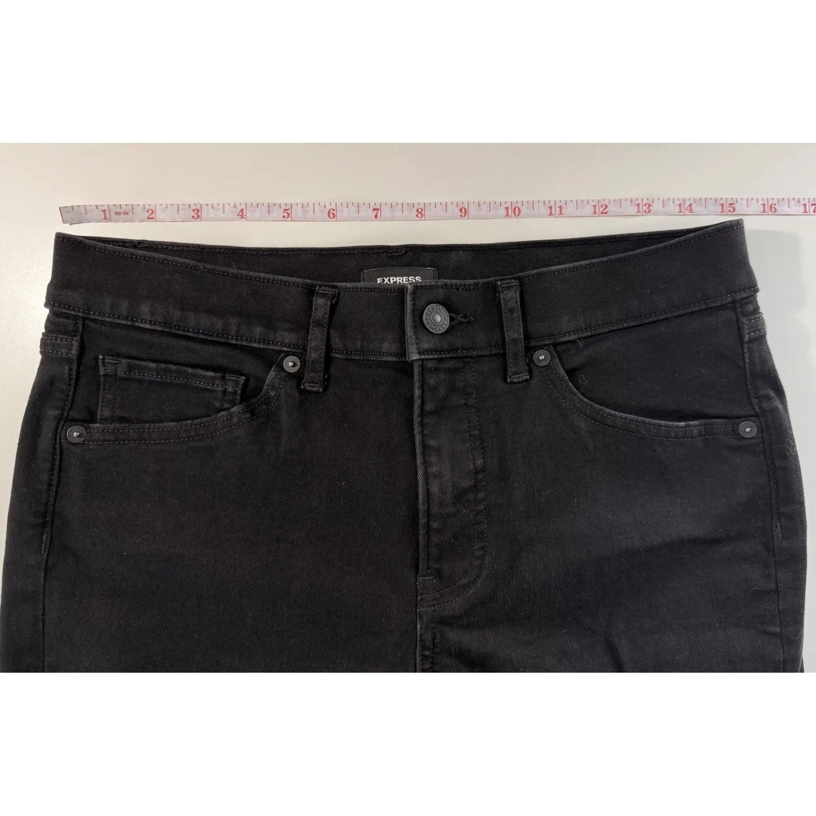 EXPRESS Skinny Mid Rise Black Jeans Ripped Raw Hem Women‎ Size 6 - Image 8