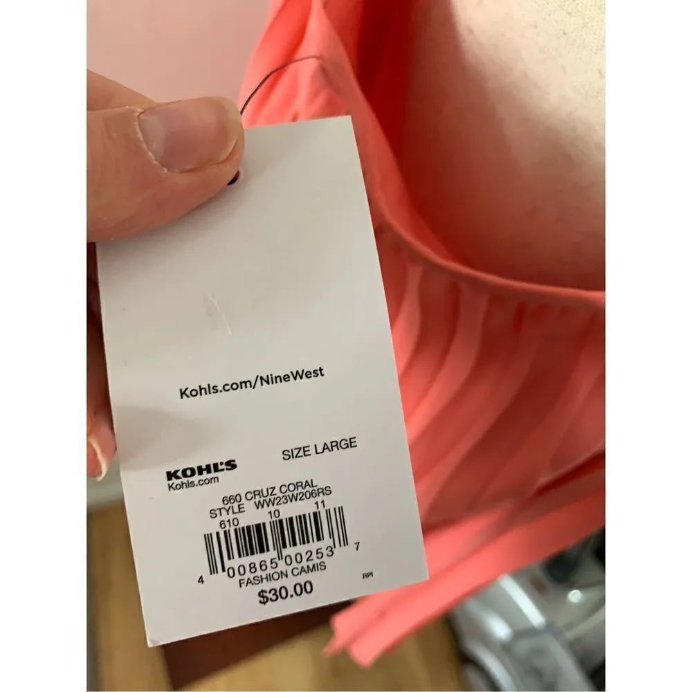 Nine West coral shirt size large - Image 4