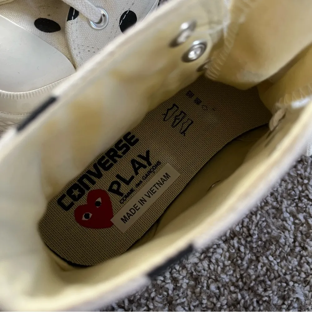 COMME DES GARCONS PLAY Converse Unisex Chuck Taylor High Top Sneakers NEW W/ TAG - Image 11