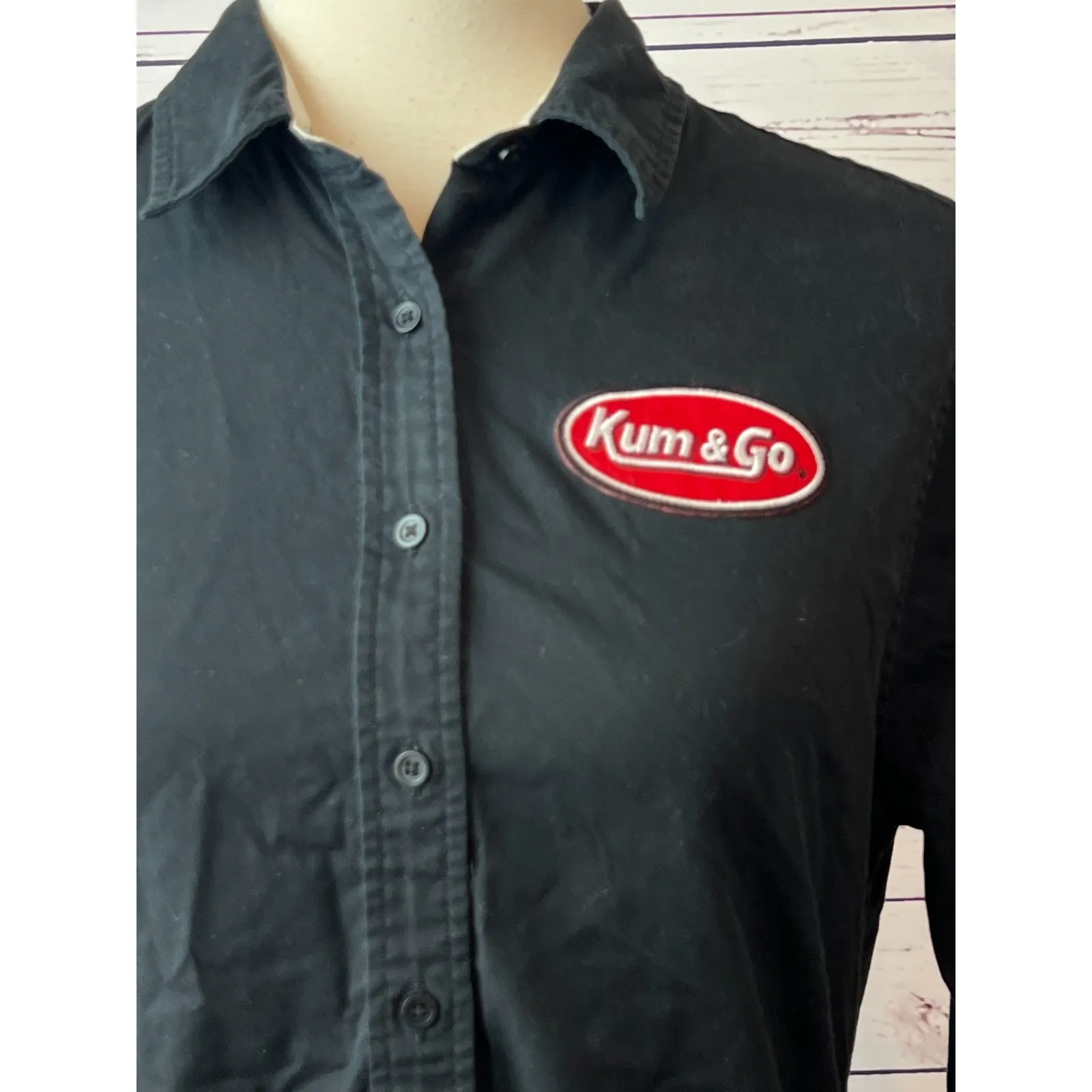 Kum & Go Shirt Long Sleeve size Medium Button Front Womens Black Uniform Blouse - Image 2