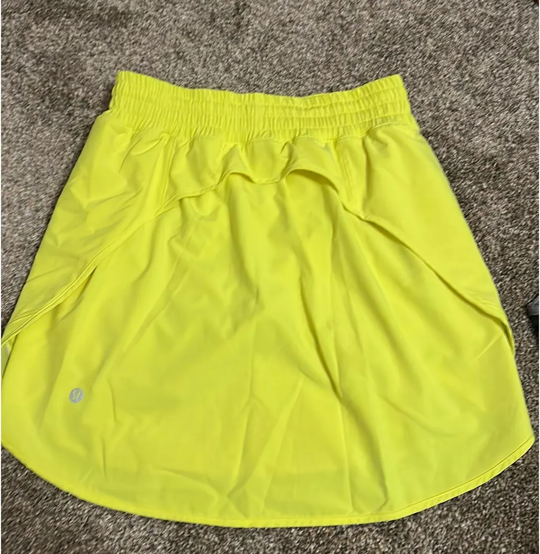 Lululemon Hotty Hot Skirt High-Rise 6 - Image 2
