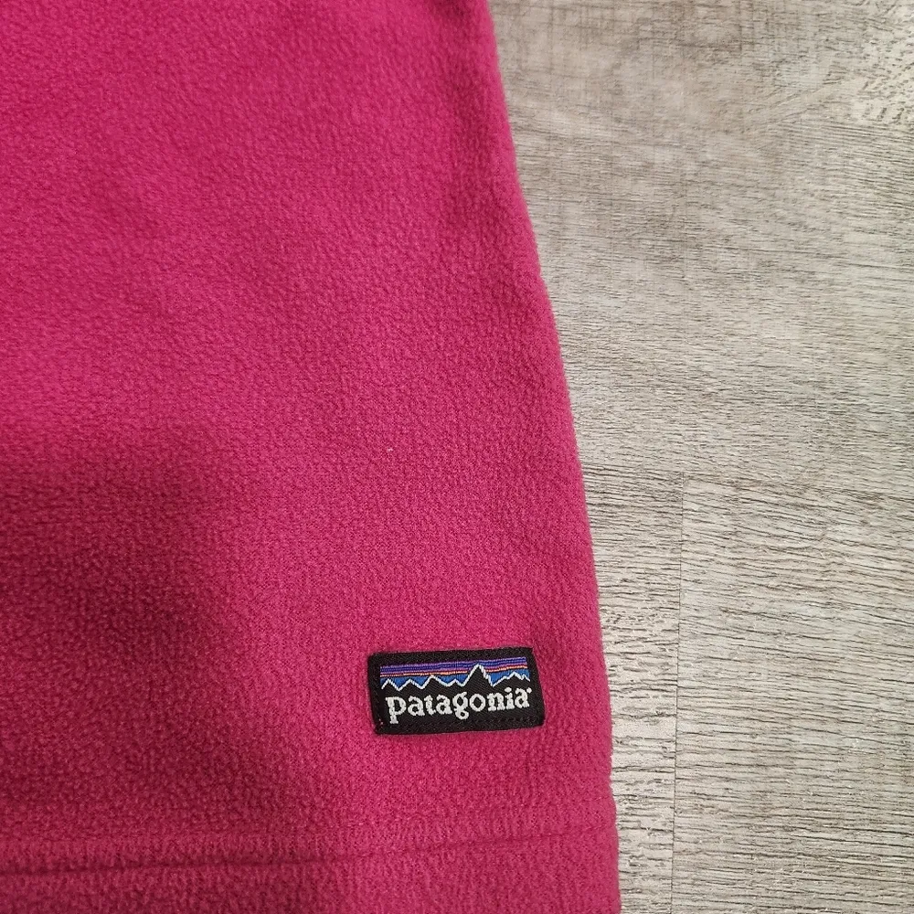 Patagonia Pink Fuzzy Sherpa Half Zip Pullover Sweater Size Medium - Image 4