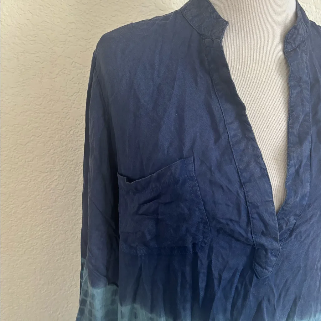 Chic Ombre Navy and Light Blue Women's Tunic - Image 3