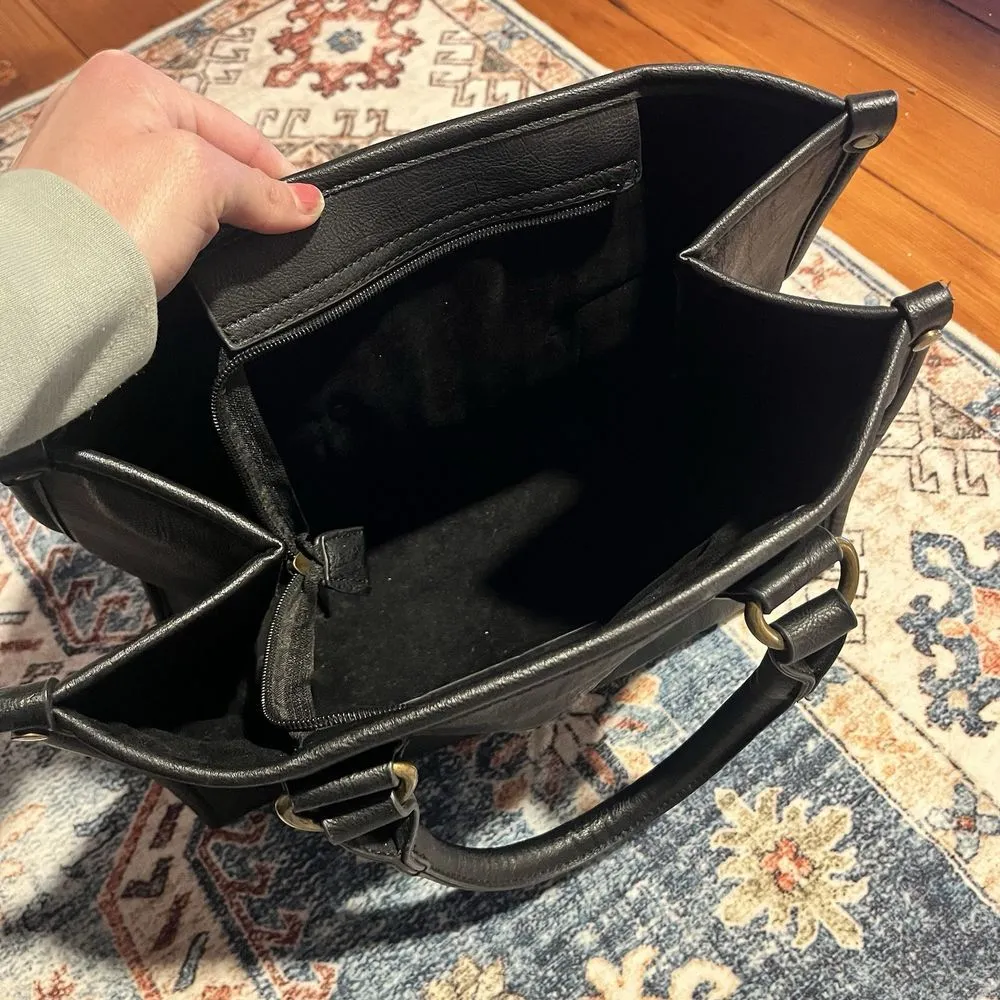 G.H. Bass & Co Black Vegan Leather Tote Handbag Purse Brass Hardware 13x10x6 - Image 3