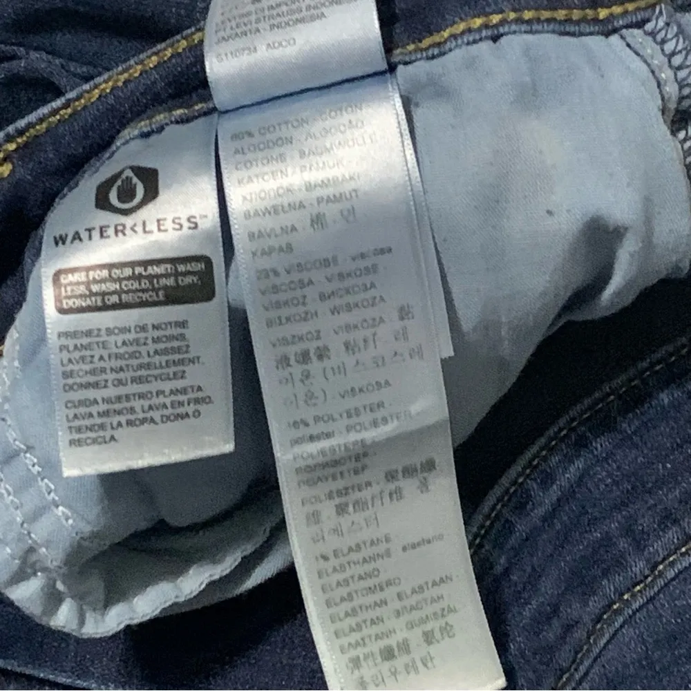 Levi’s Size 30 721 Lone Wolf High Rise Skinny Jeans - Image 4