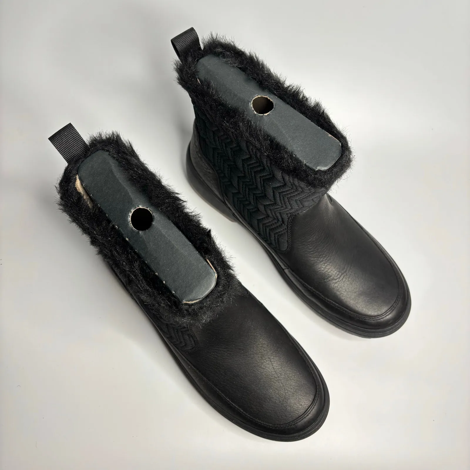 Merrell Haven Bluff Polar Waterproof Boots in Black - Image 6