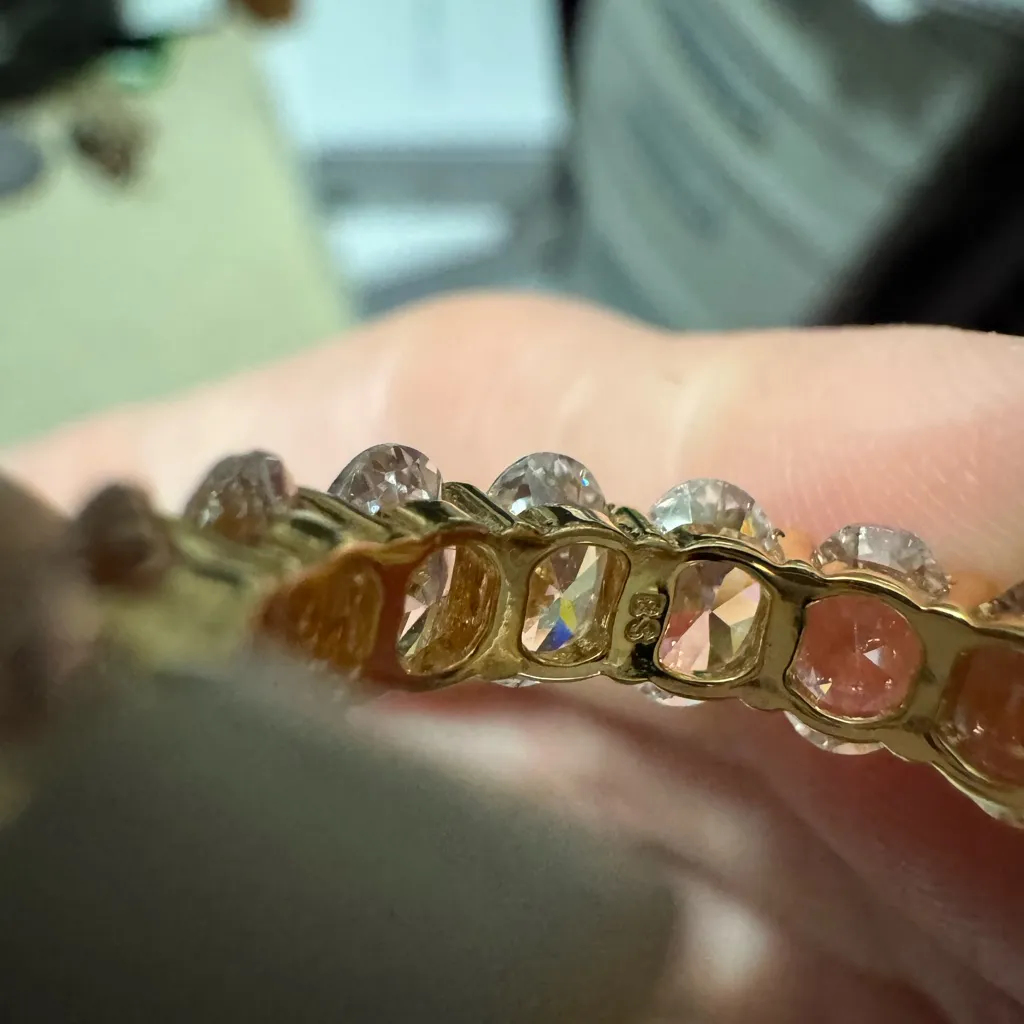 3 Elegant Women's Rings size 6 Gold - Image 5