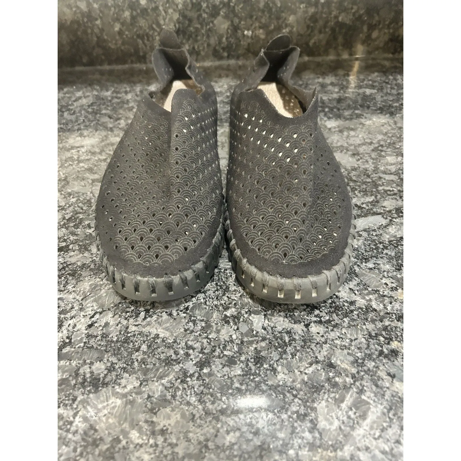 ILSE JACOBSEN Tulip Laser Cut Black Casual Flats Sneakers Shoes US 9/9.5 Eur 40 - Image 2