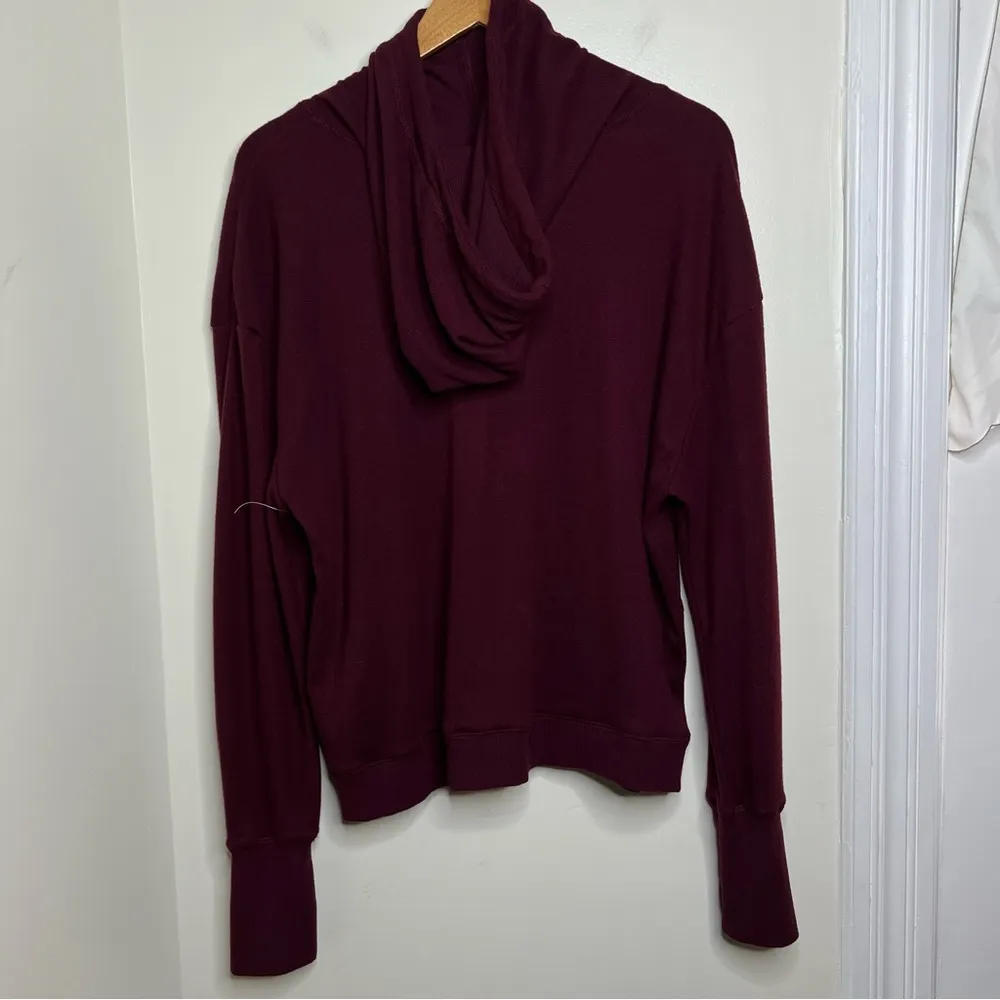 Never Late to Tailgate Hoodie Shirt Juniors Size XXL 19 Soft Cozy Thumbholes - Image 3