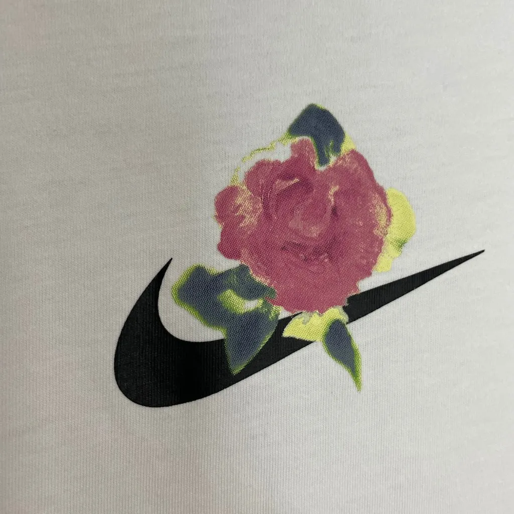 Nike T-Shirt Floral Women's Artist Collection Anna Deller-Yee Sz Small Loose Fit - Image 14