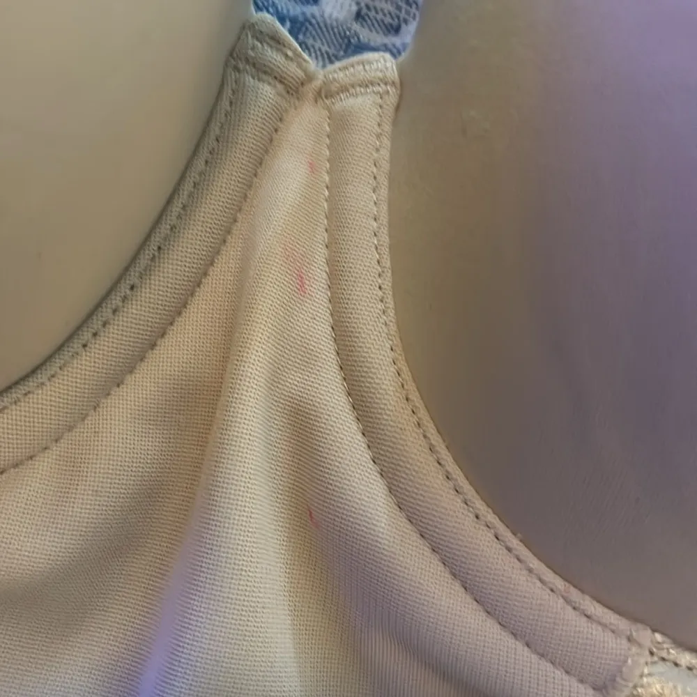 Maidenform Ultra-Firm Control Convertible Shapewear Slip with Underwire Support - Image 10