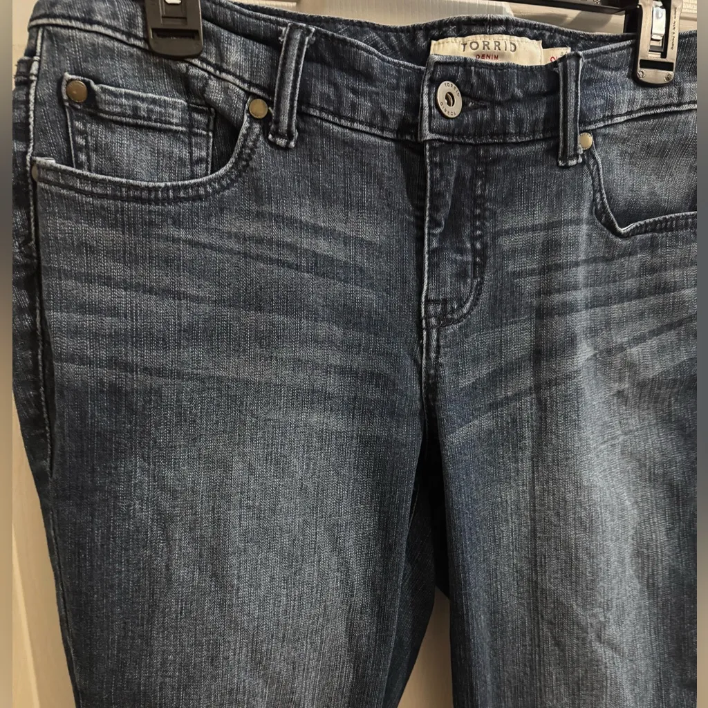 Torrid Bombshell Premium Stretch Skinny Ankle Jeans Hearththrob Size 12 - Image 5