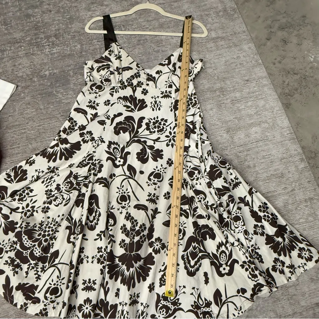 Dalydress Woman Size 40 Hibiscus Hawaiian Floral Print Women's Top Brown - Image 9