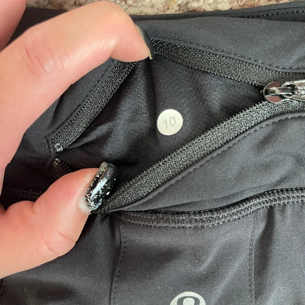 Lululemon Run Pace Setter Skirt Black Size 10 - Image 8