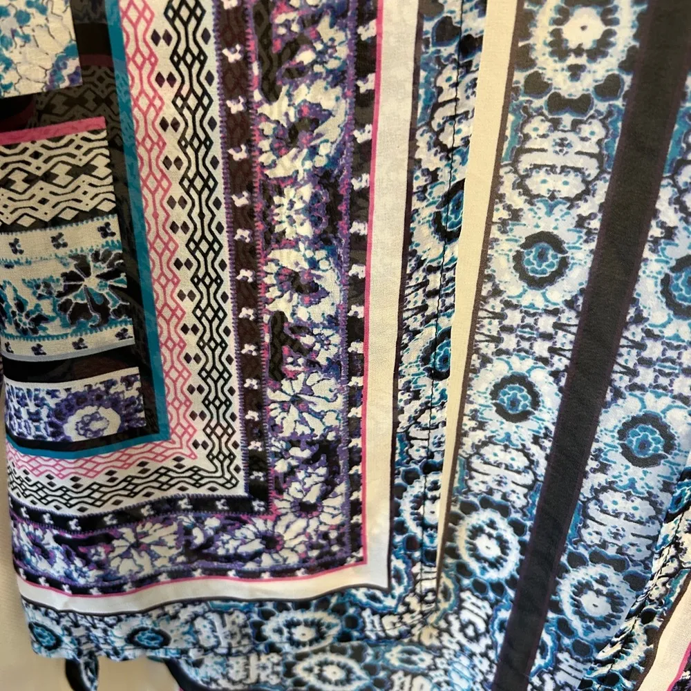 Express Lightweight Cardigan - Size Medium - Image 5