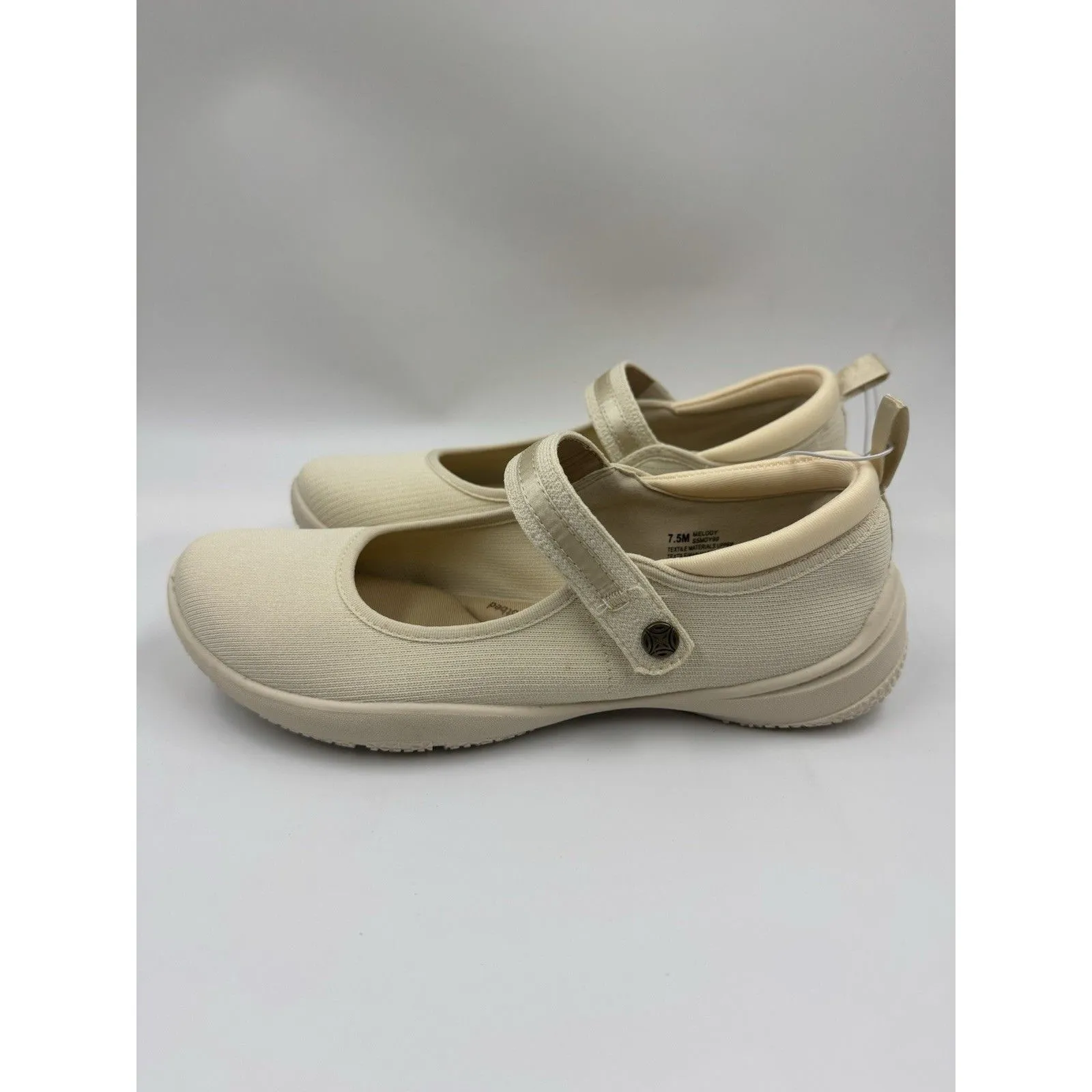 Jsport Womens Shoes Cream Mary Jane Memory Foam Contoured Arch Lightweight 7.5 - Image 12