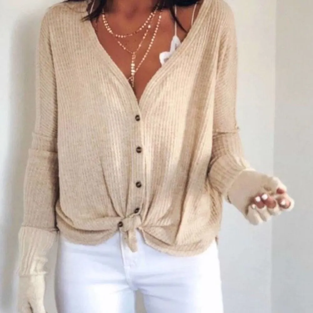 Urban Outfitters‎ Out From Under Beige Jojo Thermal Henley Shirt Size Medium - Image 3