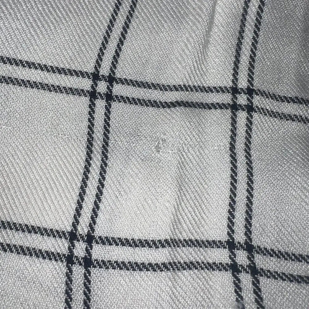 Aeropostale Button Up Shirt Womens SZ M White Blue Windowpane Plaid Long Sleeve - Image 6