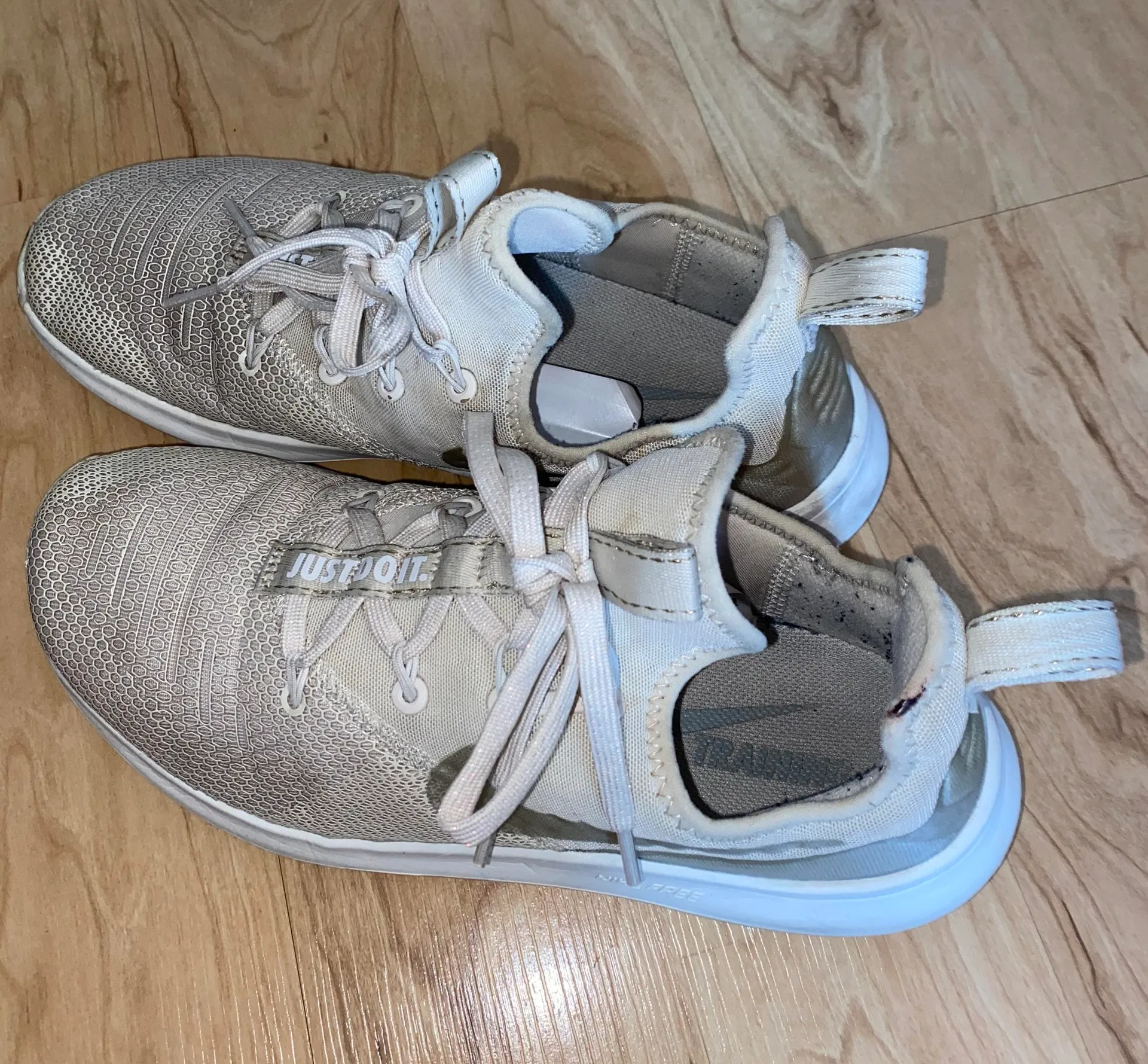 Free Run Running Shoes - Image 2