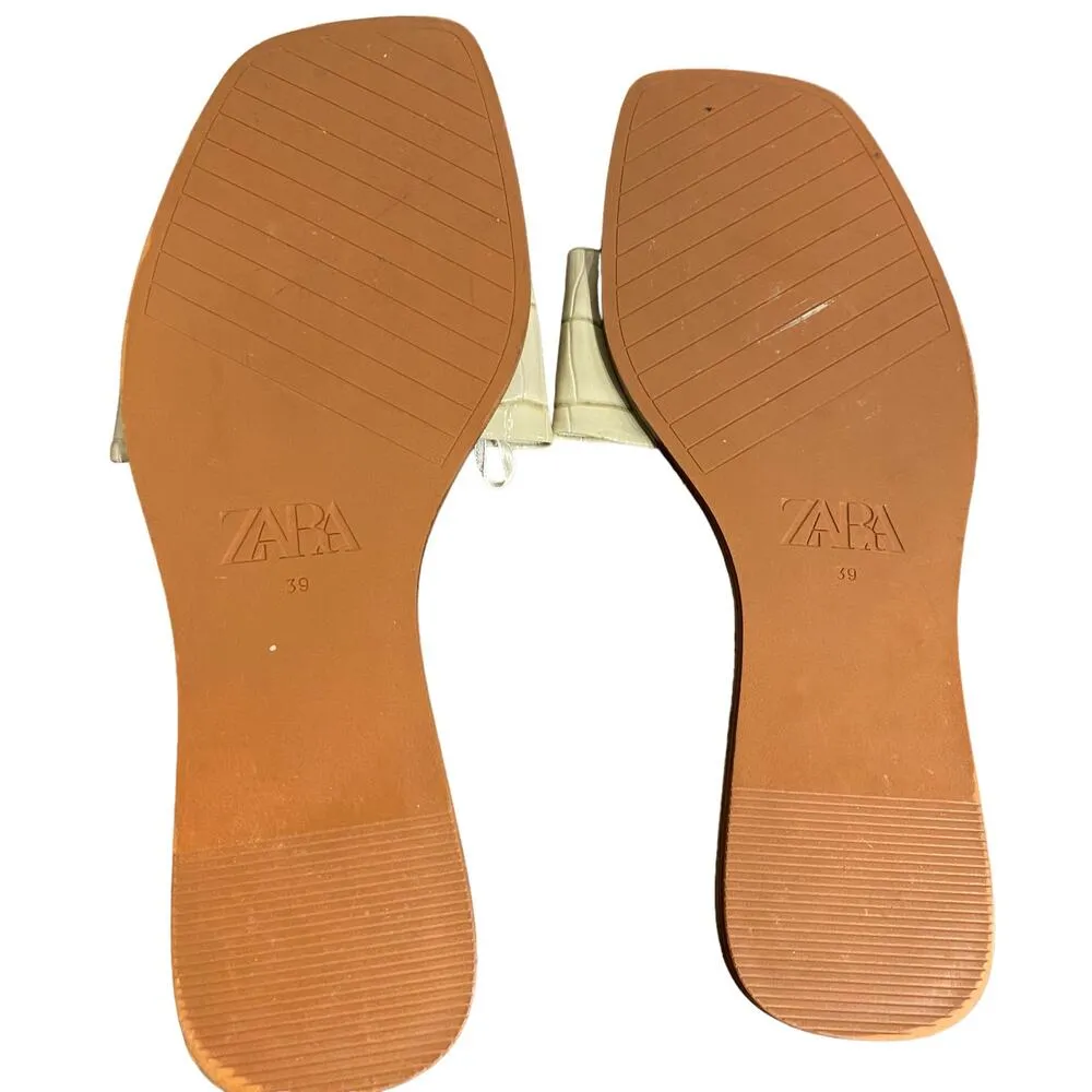 Zara Sage Green Faux Patent Leather Flat Sandals Sz 8.5 - Image 3