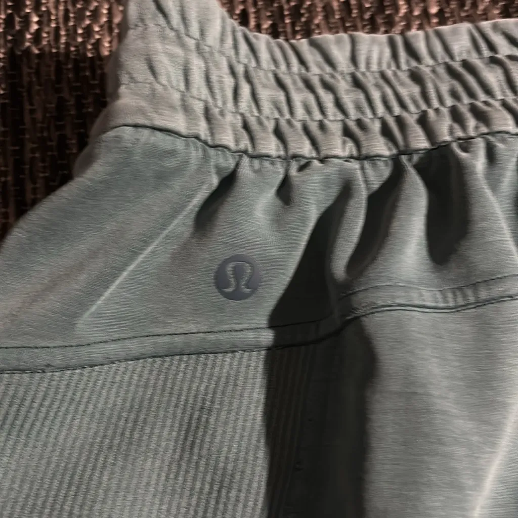 Lululemon Brushed Softstreme Ribbed High-Rise Jogger - Image 8