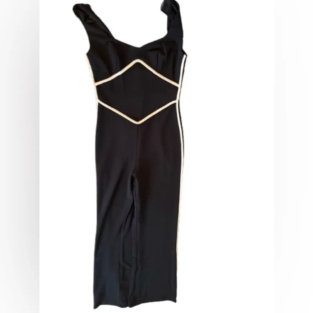 SHOWPO TIARNA CONTRAST SWEETHEART NECK LINE JUMPSUIT IN BLACK nwt S Size undefined - Image 3
