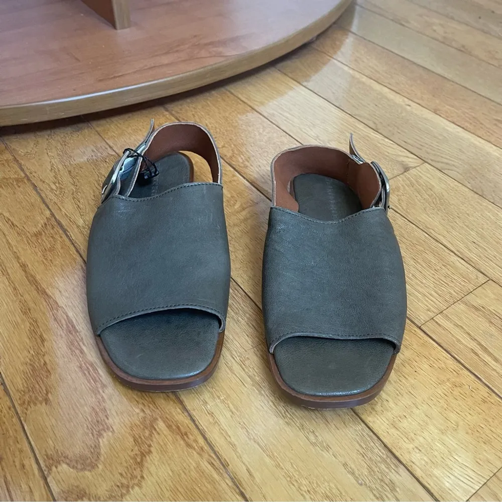 Franco Boschi Italy Leather Flat Sandals Green with Buckle Women Sz 38 - Image 9