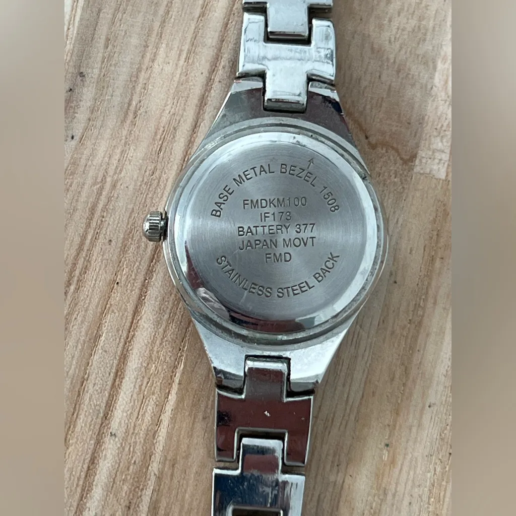 FMD Crystal and Pearl Ladies Watch Crystal Embedded Pearl Dial New Battery Silver - Image 6