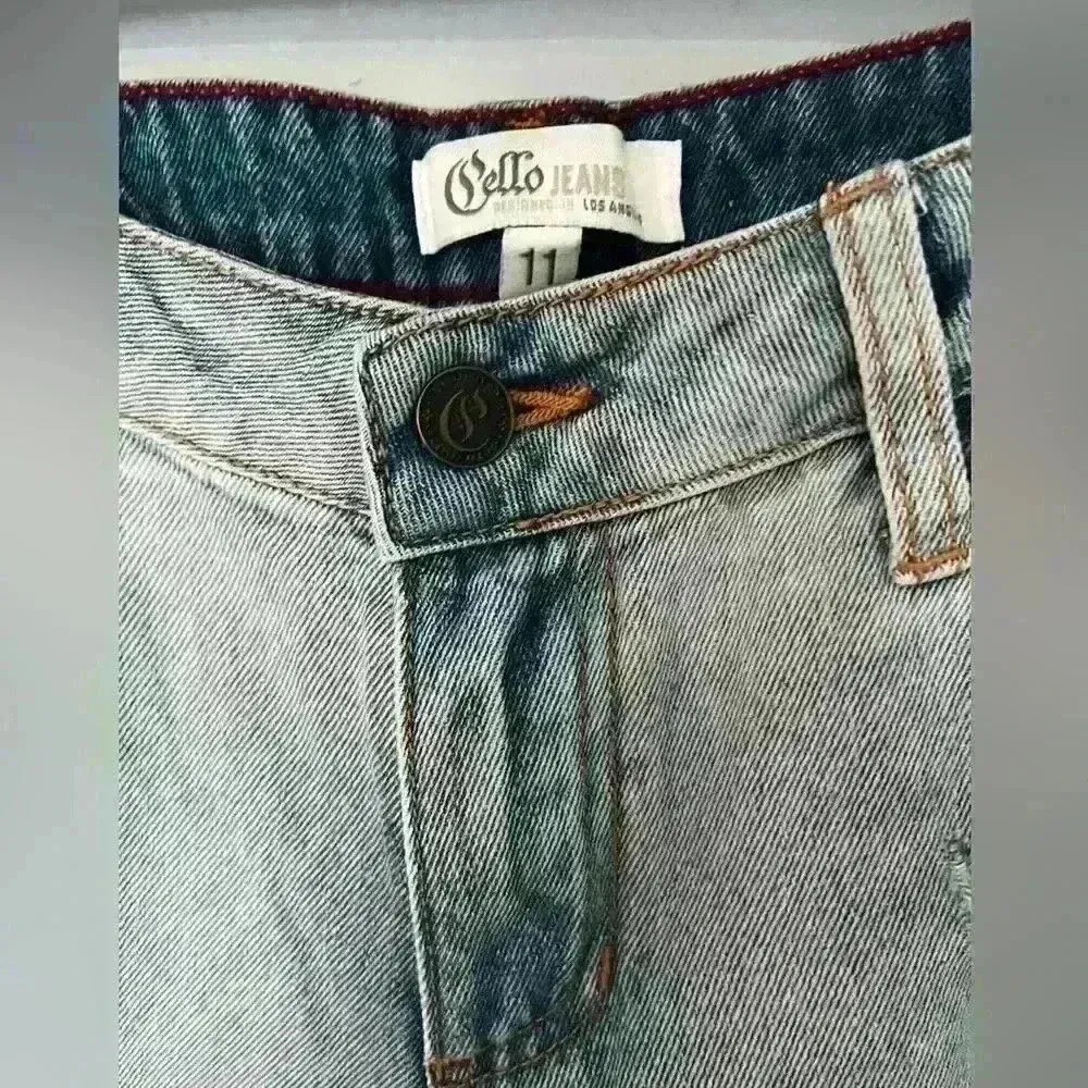 Cello Distressed Boyfriend Jeans Size 11 - Image 2