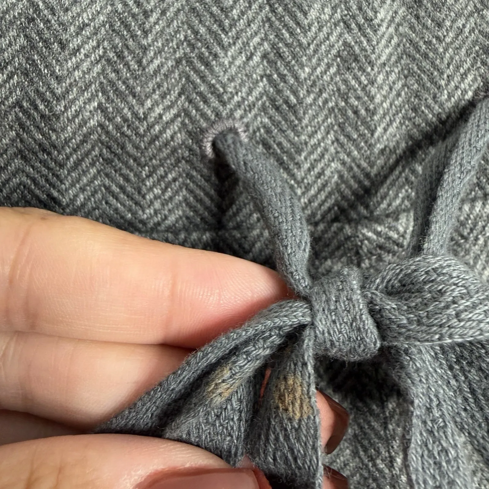 Talbots Herringbone Luxe Ankle Zip Jogger Pant Gray Size Medium Petite - Image 9