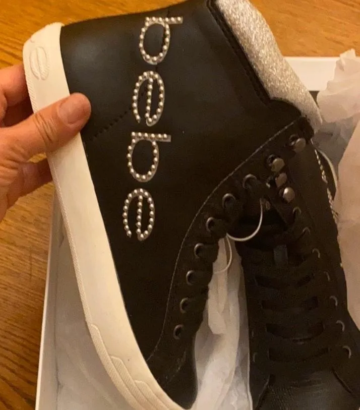 Sneakers Sizes: 7.0 And 7.5 - Image 4