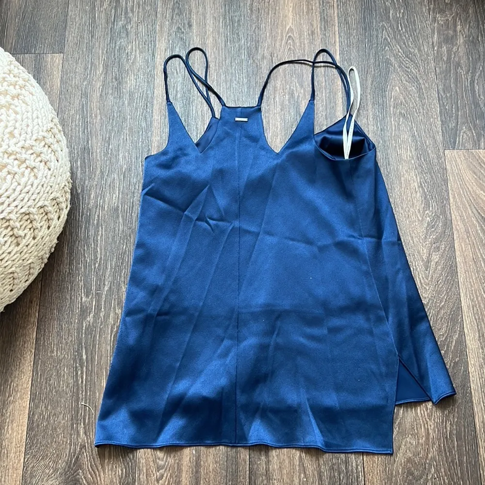 Halston Navy Blouse - Image 3