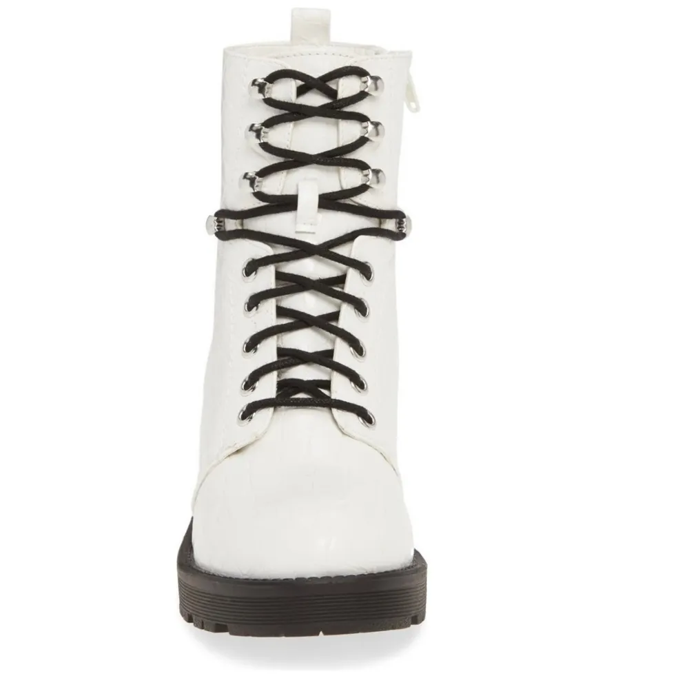 NEW In Box MIA Indigo Boot White/Black Trending 6 - Image 3